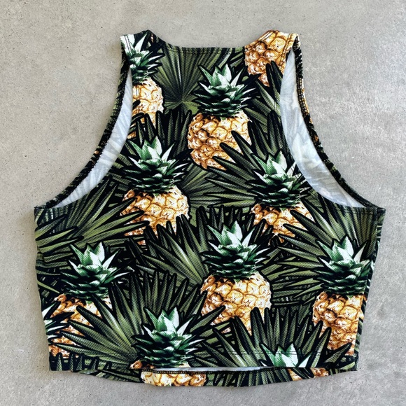 pineapple crop top - Picture 2 of 3